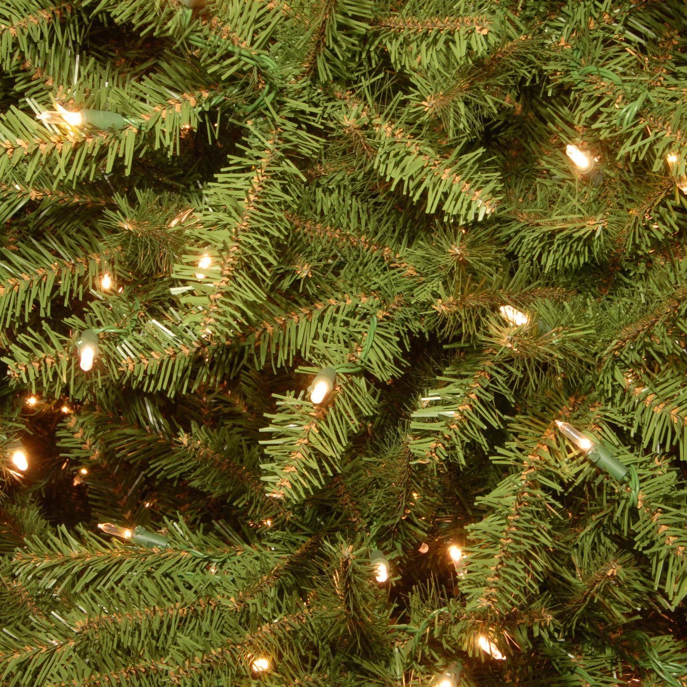 Árvore de Natal Pacific Redwood com Galhos Articulados, Suporte Metálico e Micro LEDs Embutidos